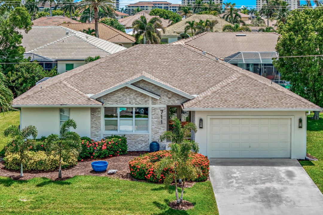 711 Tigertail Ct, Marco Island, FL 34145