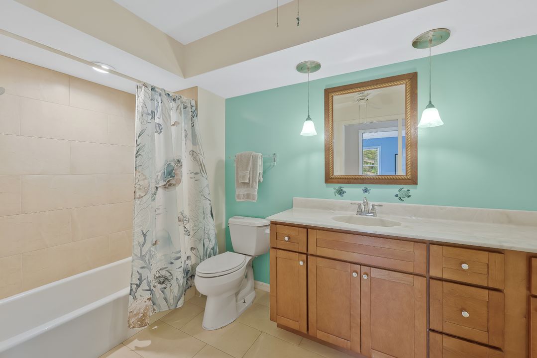 10370 Main Dr, Bonita Springs, FL 34135