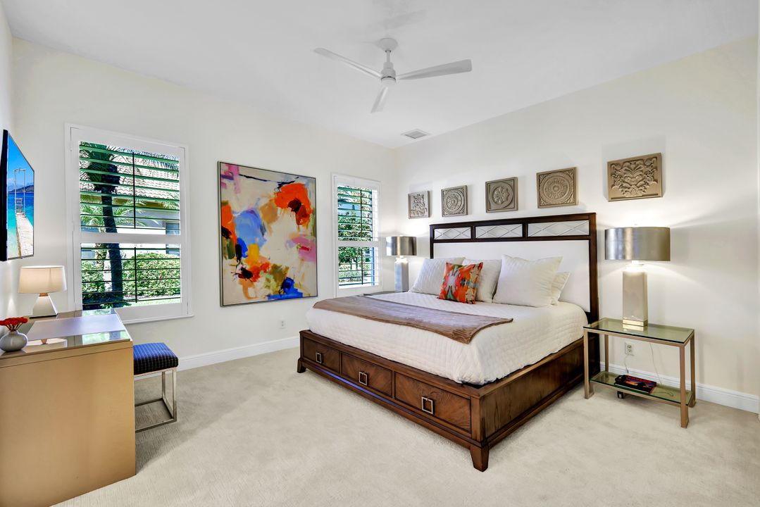 5746 Hammock Isles Dr, Naples, FL 34119