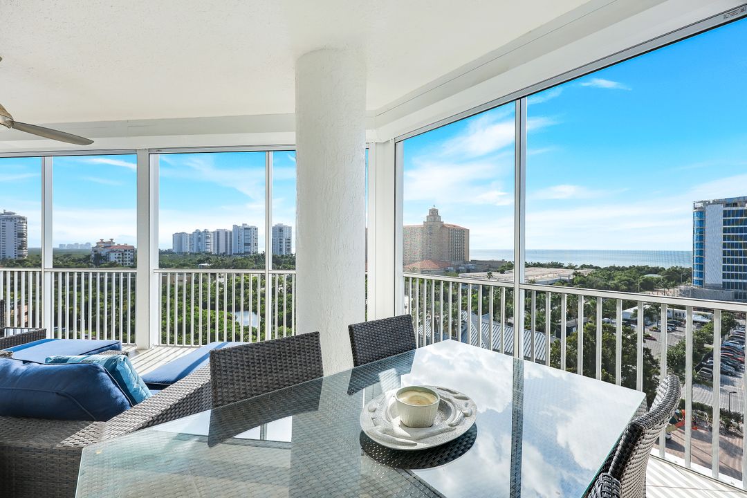 400 Flagship Dr #902, Naples, FL 34108