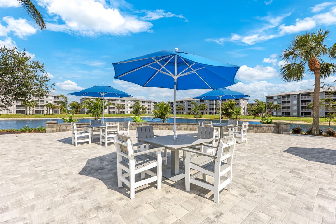 16635 Lake Cir Dr #614, Fort Myers, FL 33908
