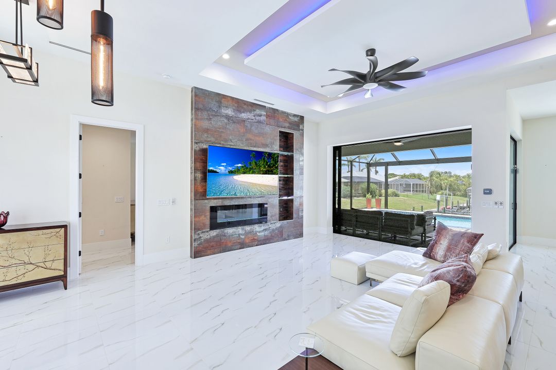 309 SW 47th St, Cape Coral, FL 33914