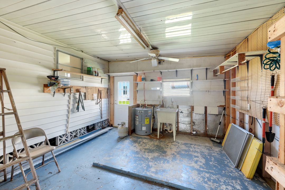 274 Yorkshire Ave, Fort Myers, FL 33908