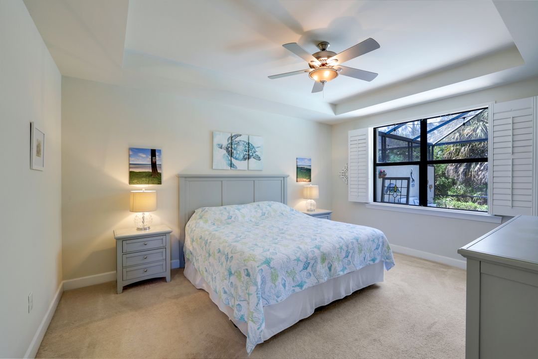 7113 Live Oak Dr, Naples, FL 34114