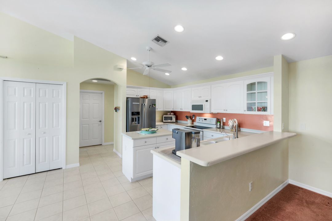 1201 Jardin Dr, Naples, FL 34104