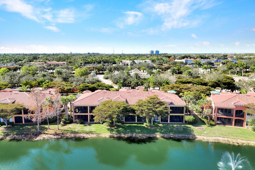 8517 Via Garibaldi Cir #201, Estero, FL 33928