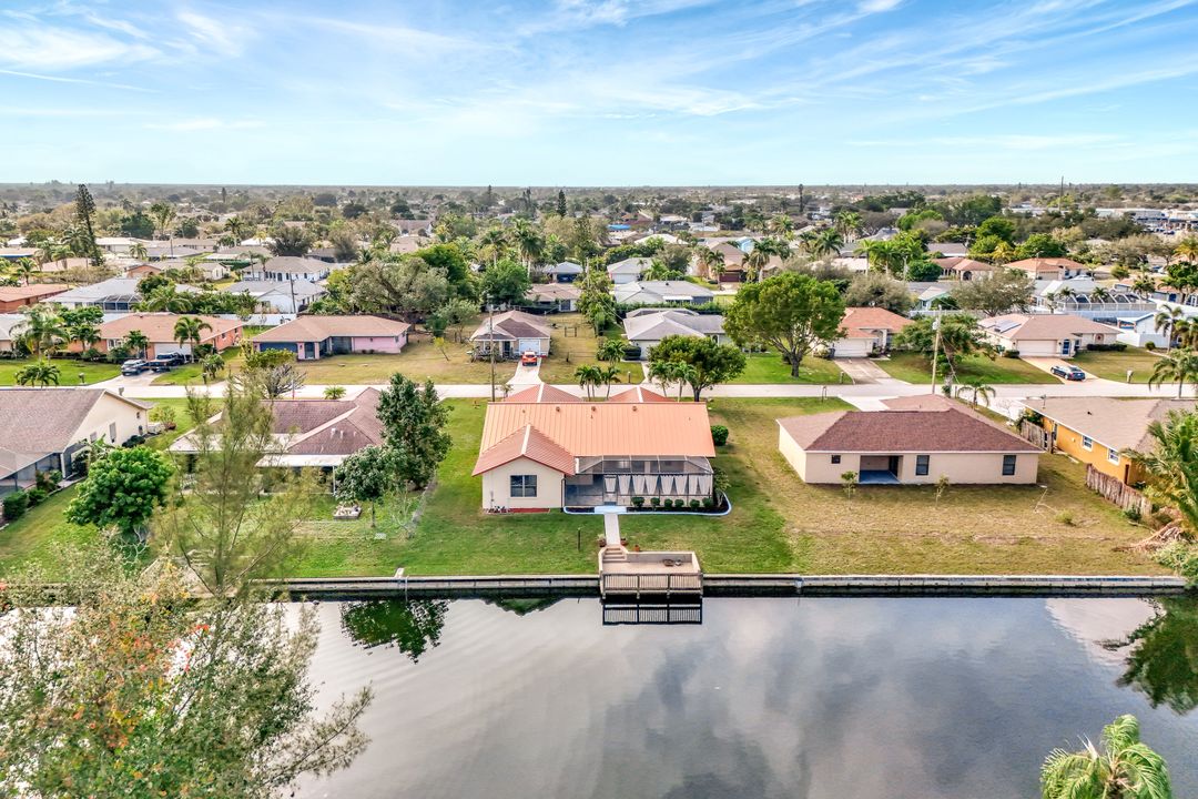 1705 SE 7th St, Cape Coral, FL 33990