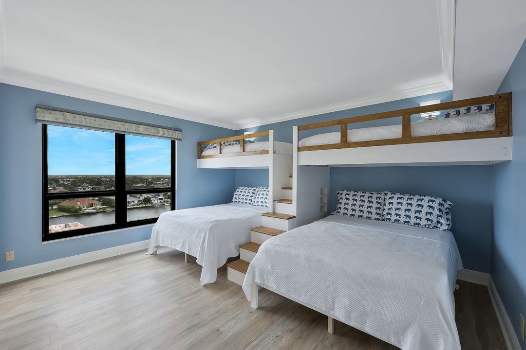 4451 Gulf Shore Blvd N #1205, Naples, FL 34103