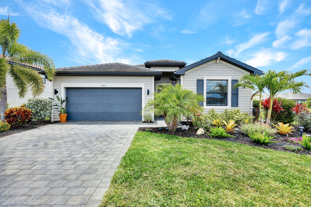 11611 Timber Creek Dr, Fort Myers, FL 33913