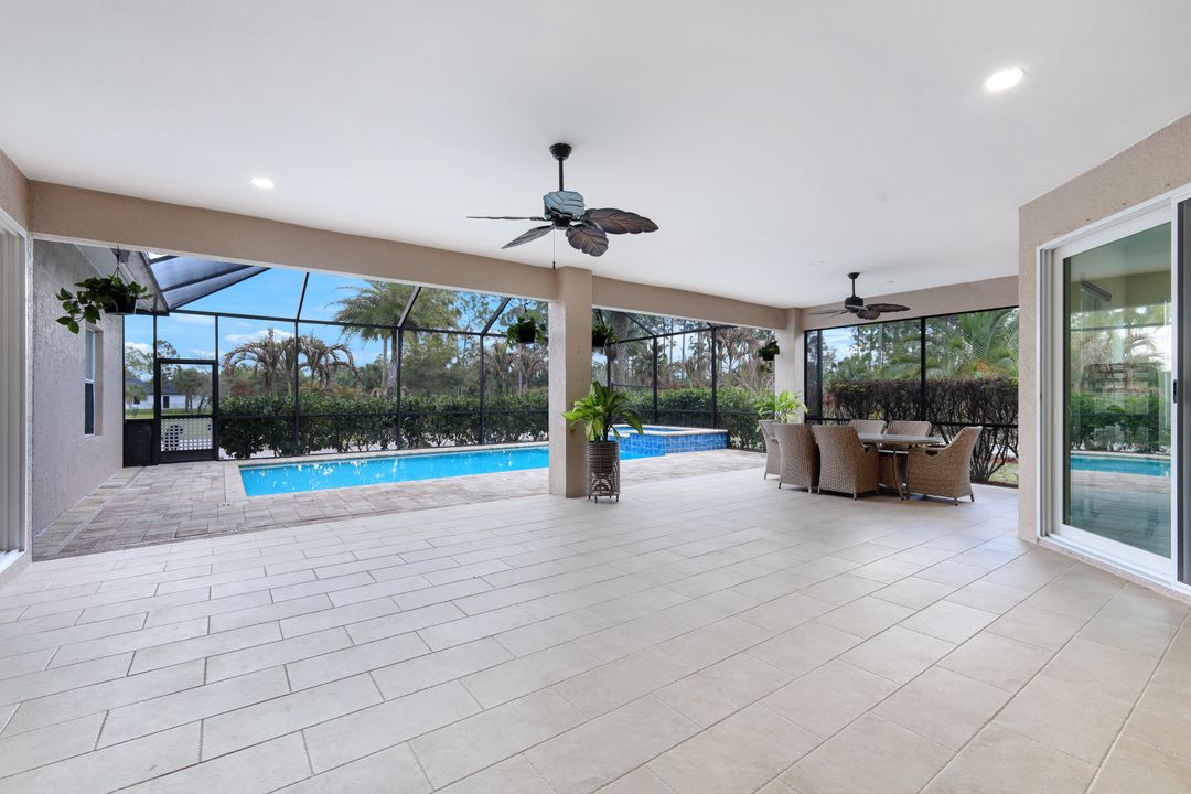 3223 4th Ave NE, Naples, FL 34120