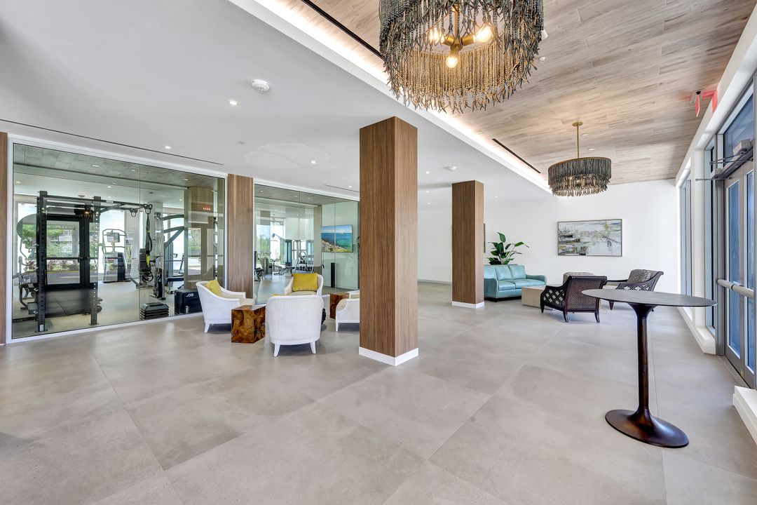 320 Seaview Ct #804, Marco Island, FL 34145