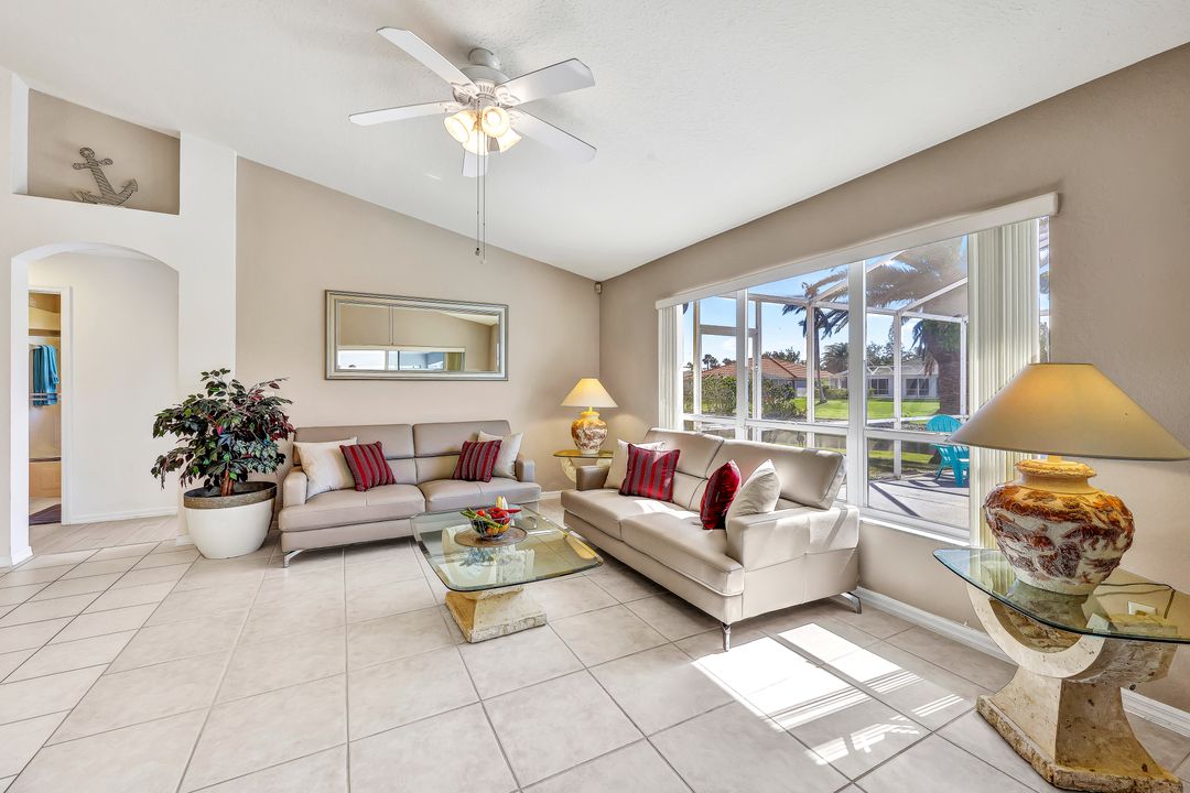 1046 SW 57th St, Cape Coral, FL 33914
