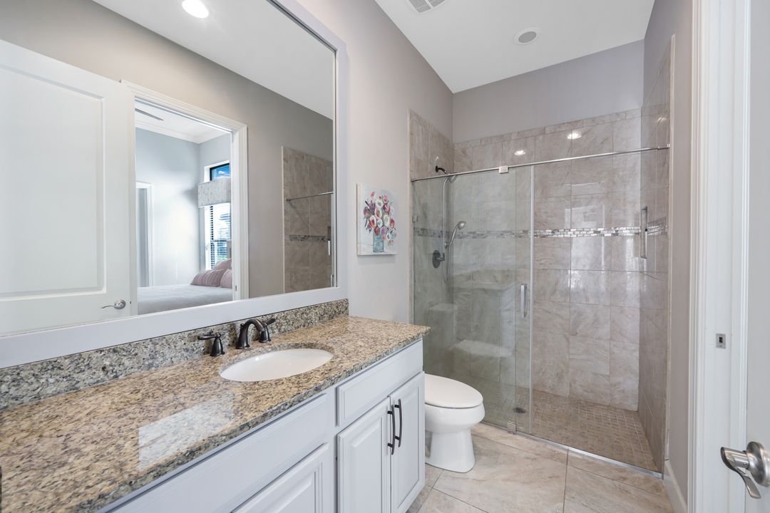 8678 Amour Ct, Naples, FL 34119