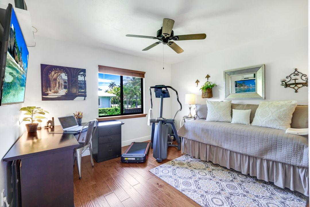 284 Polynesia Ct, Marco Island, FL 34145