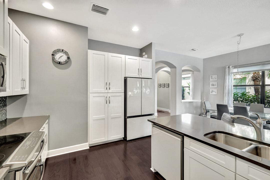 9492 Isla Bella Cir, Bonita Springs, FL 34135