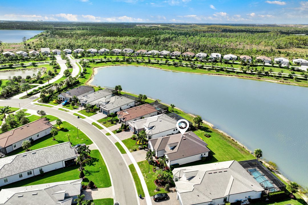 19184 Aqua Shore Dr, Fort Myers, FL 33913