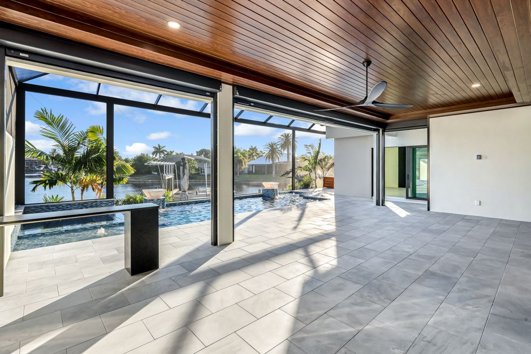 122 SW 58th St, Cape Coral, FL 33914