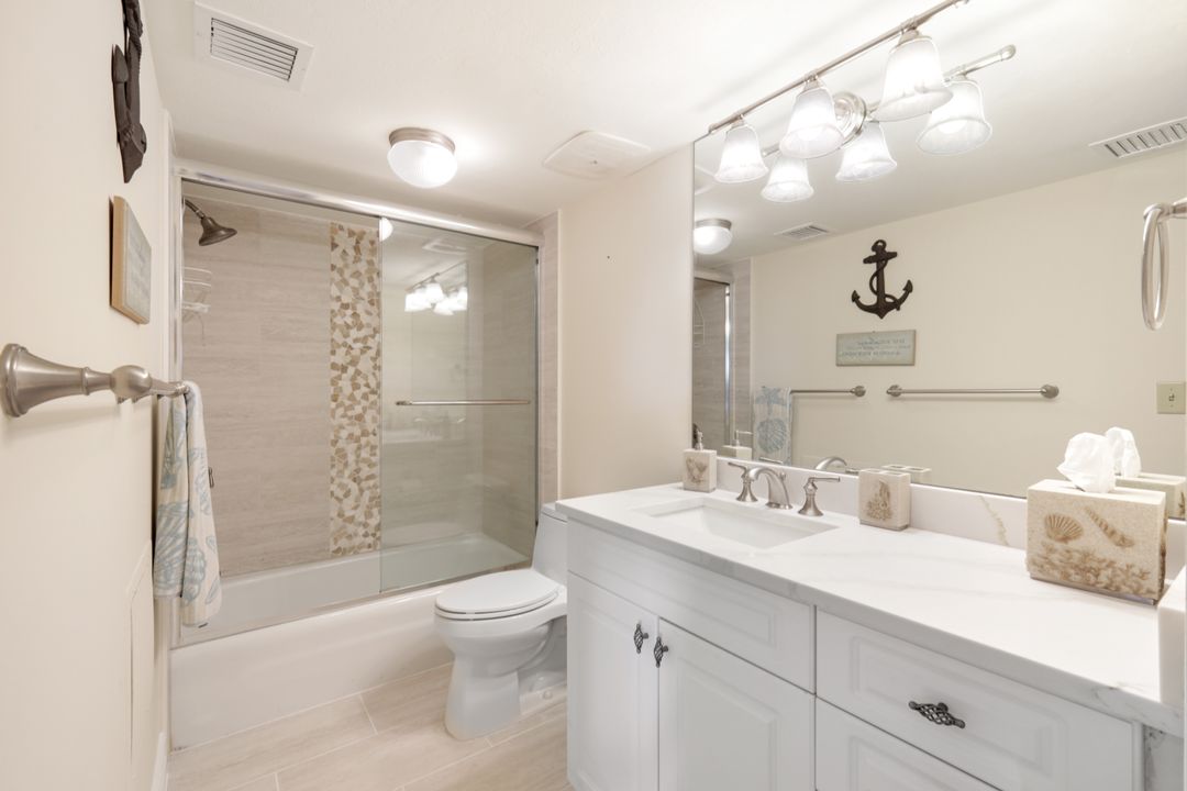 3443 Gulf Shore Blvd N #309, Naples, FL 34103