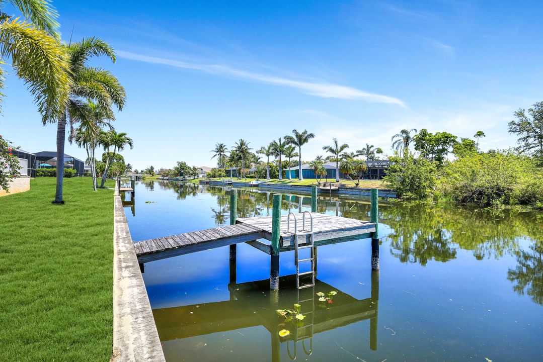 3317 SW 5th Pl, Cape Coral, FL 33914