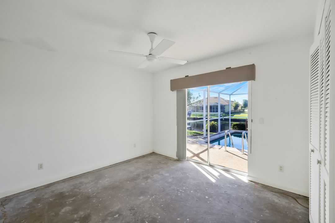 206 SE 37th Terrace, Cape Coral, FL 33904