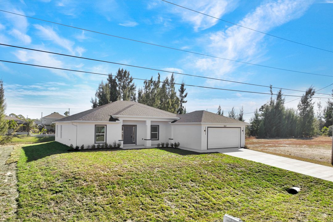 3537 NE 21st Ave, Cape Coral, FL 33909