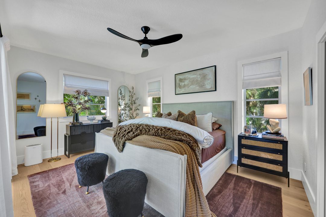 746 Park Ave, Naples, FL 34110