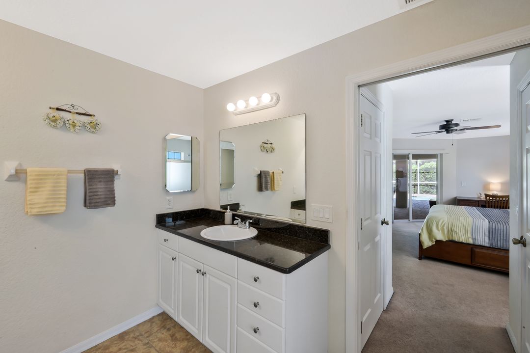 2217 NE 1st Pl, Cape Coral, FL 33909