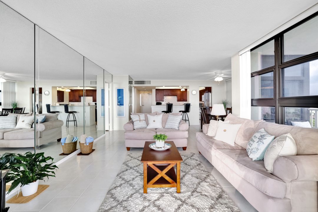 260 Seaview Ct #906, Marco Island, FL 34145