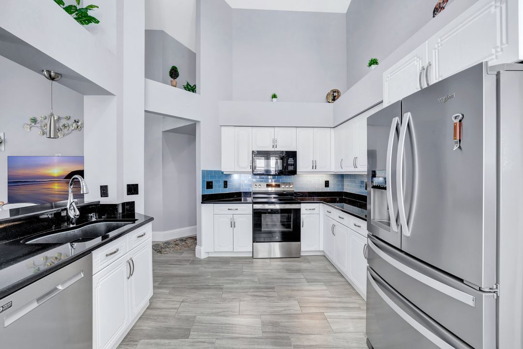 159 Lady Palm Dr, Naples, FL 34104