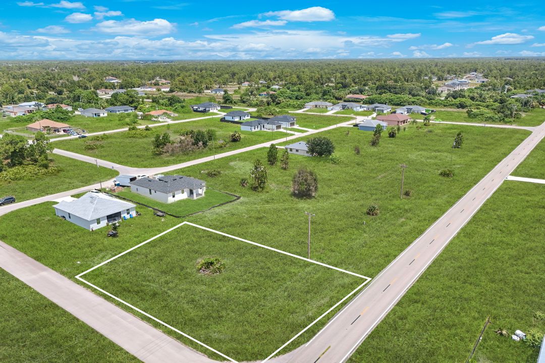 926 Columbus Blvd, Lehigh Acres, FL 33974