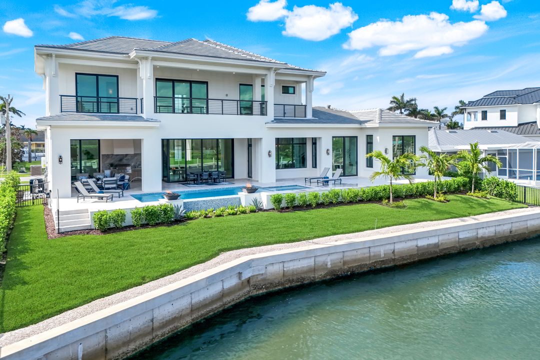 960 Iris Ct, Marco Island, FL 34145