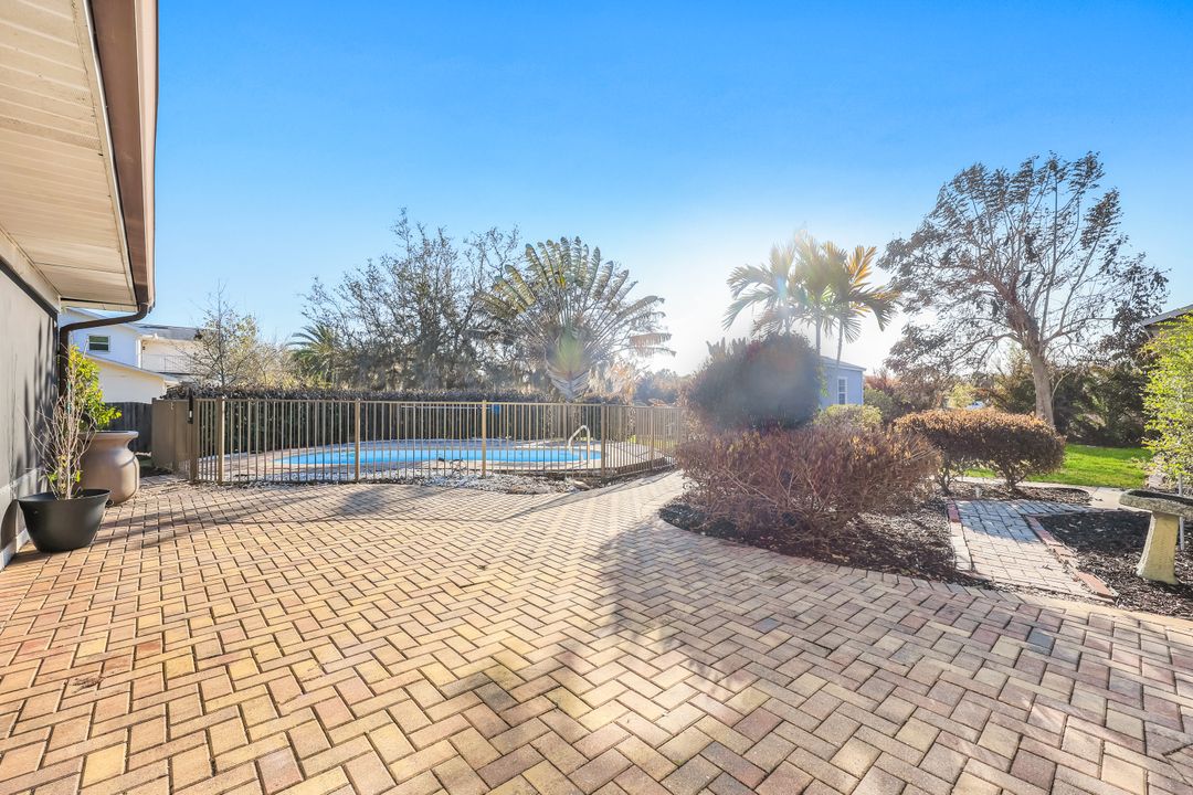4900 Shady River Ln, Fort Myers, FL 33905