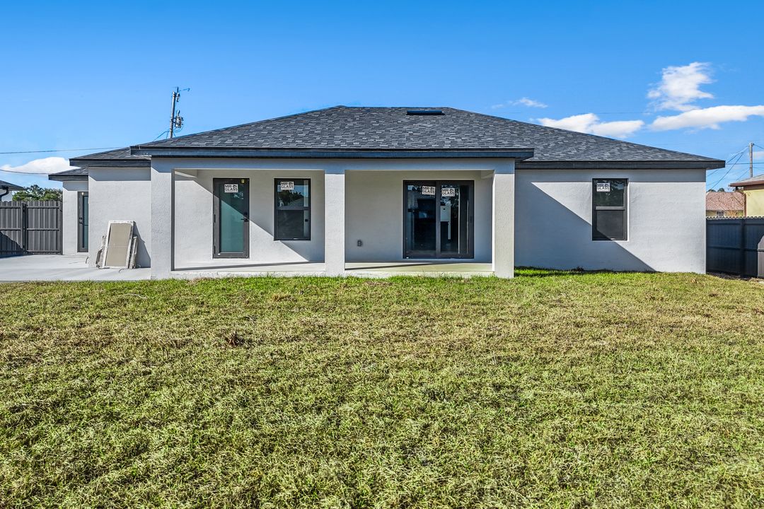 3411 27th St SW, Lehigh Acres, FL 33976