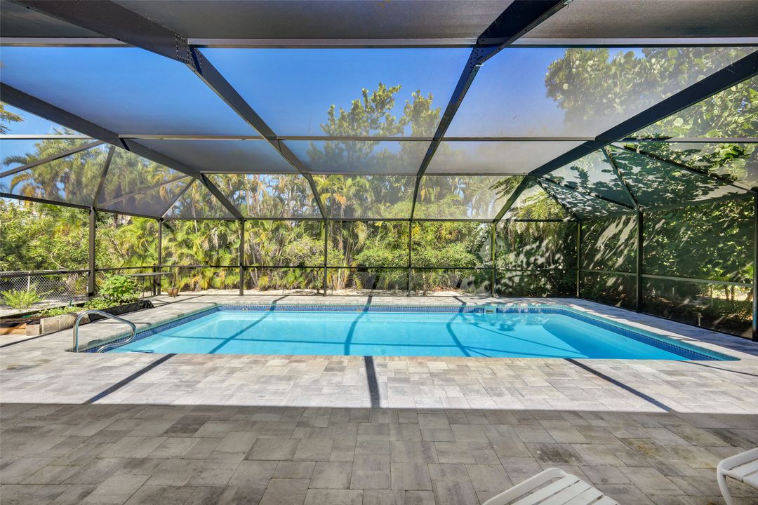 1737 Serenity Ln, Sanibel, FL 33957