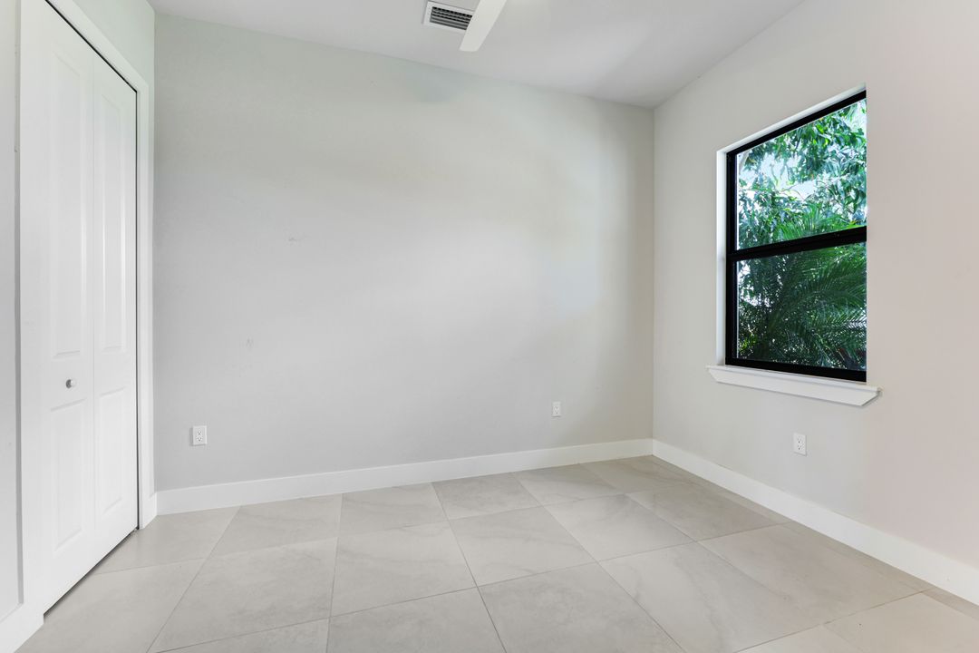 2017 47th Ave NE, Naples, FL 34120