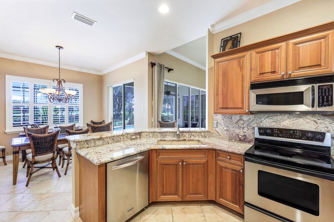 23628 Via Carino Ln, Bonita Springs, FL 34135
