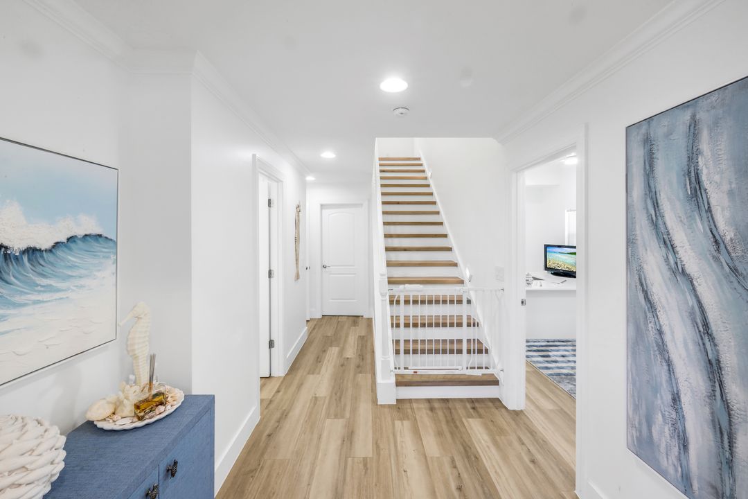 915 Pecten Ct, Sanibel, FL 33957