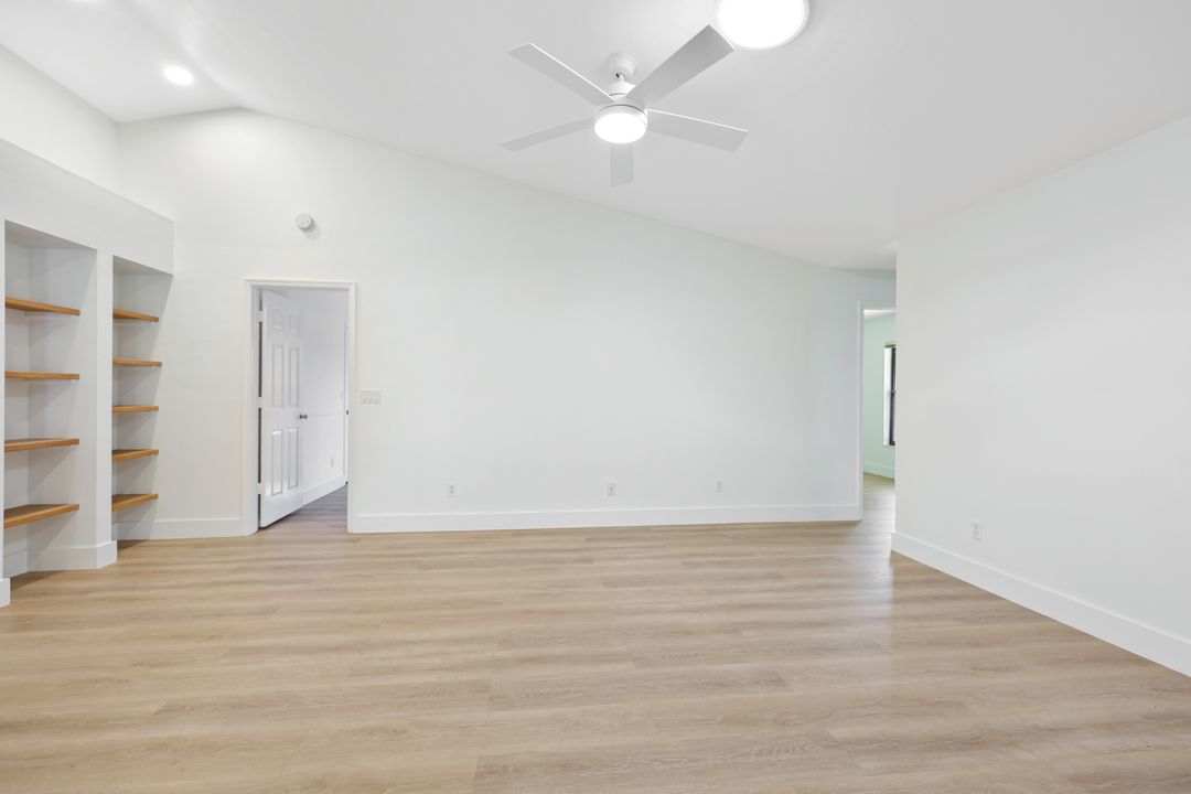 244 Channing Ct, Naples, FL 34110