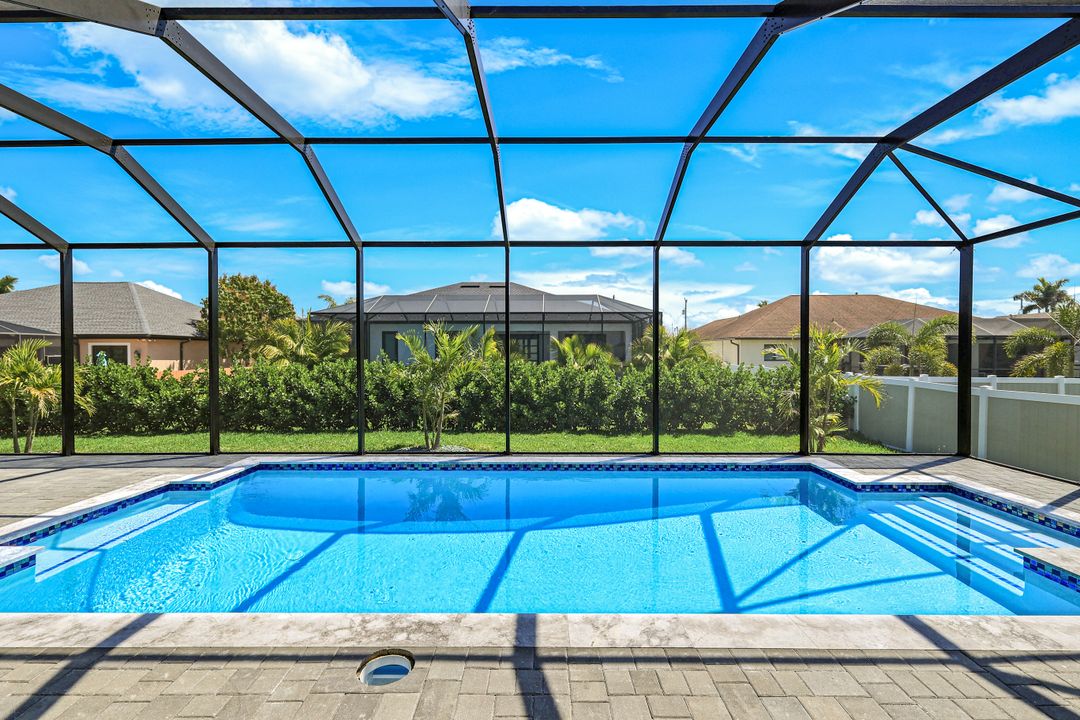 2833 SW 25th Ave, Cape Coral, FL 33914