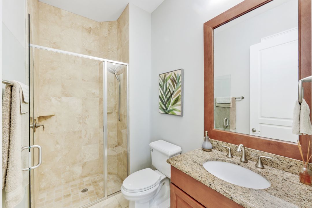 9333 Campanile Cir, Naples, FL 34114