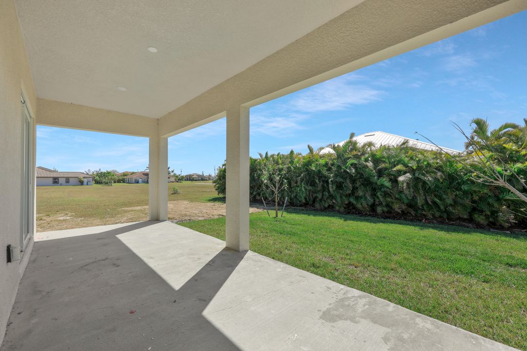 4314 NW 22nd St, Cape Coral, FL 33993