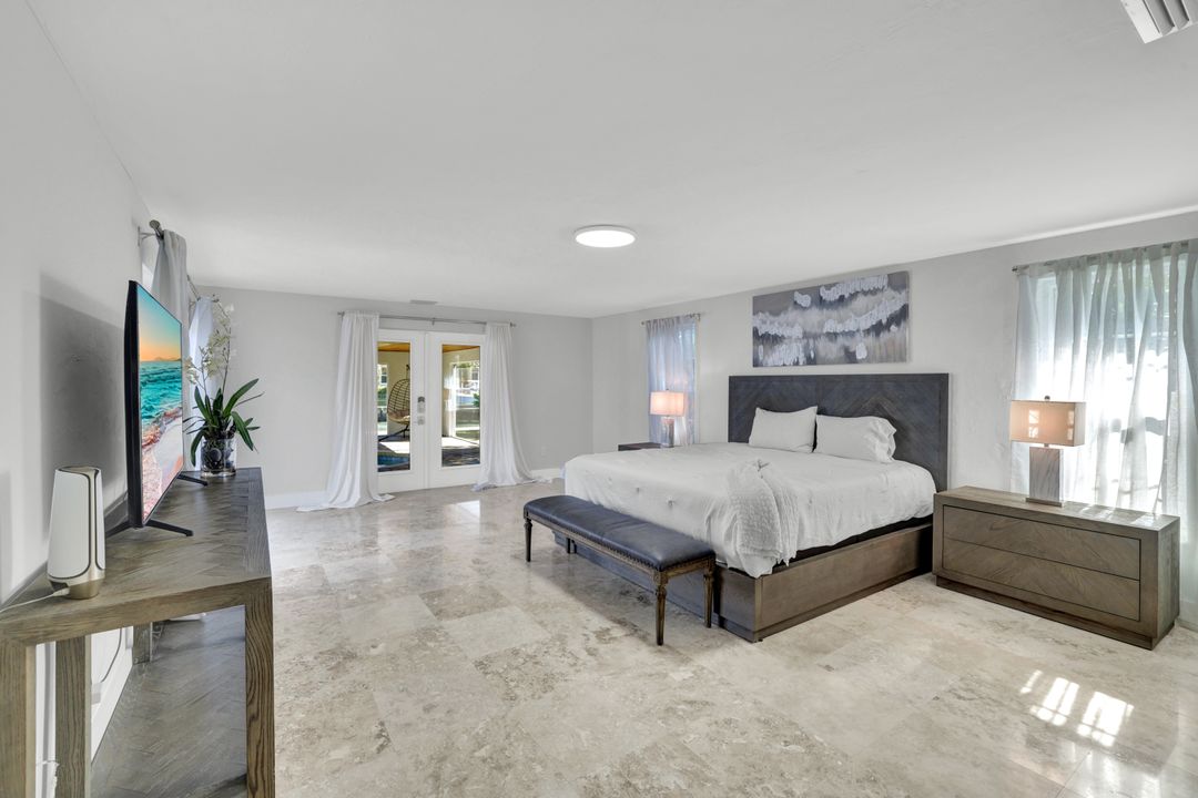 921 Scott Dr, Marco Island, FL 34145