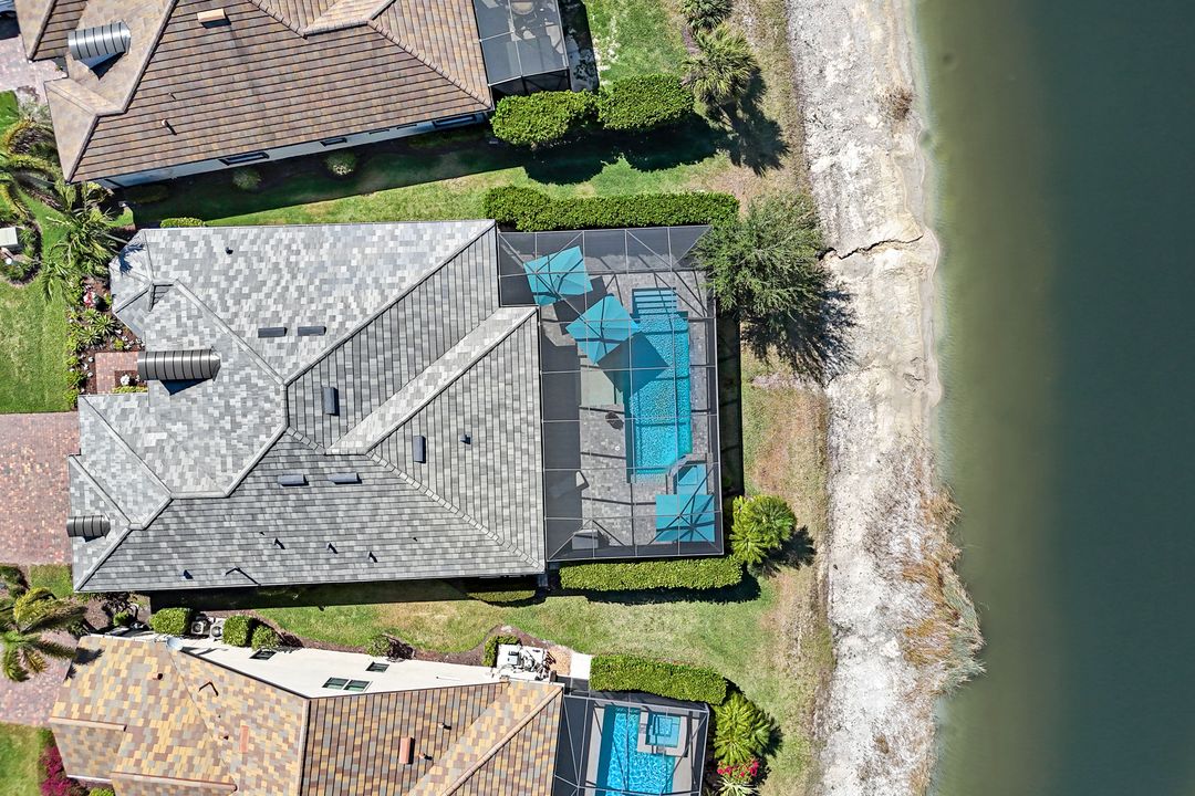 7597 Blackberry Dr, Naples, FL 34114