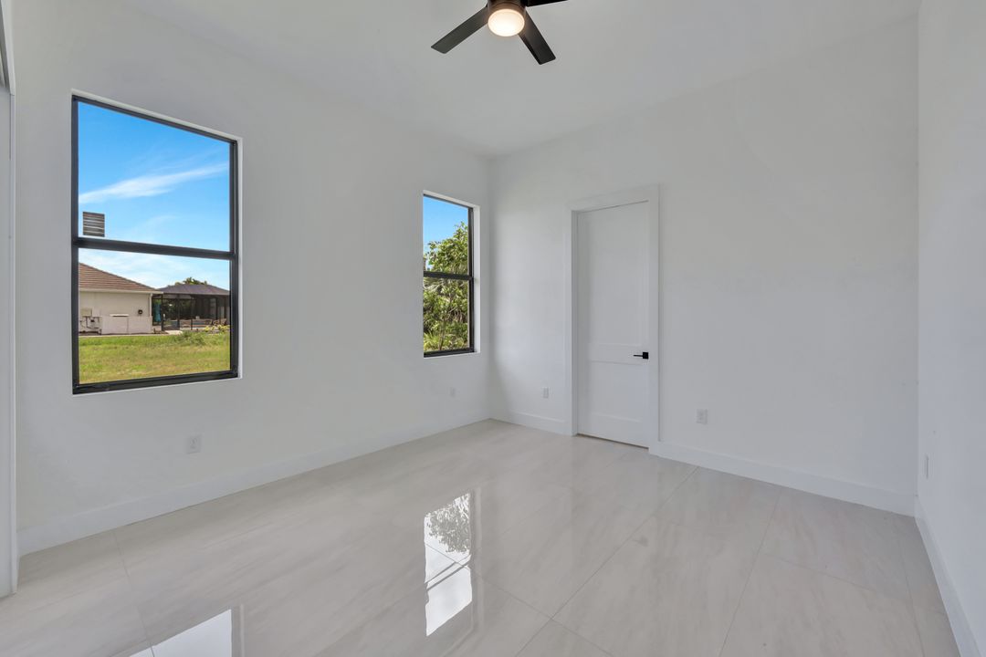 2596 Surfside Blvd, Cape Coral, FL 33914