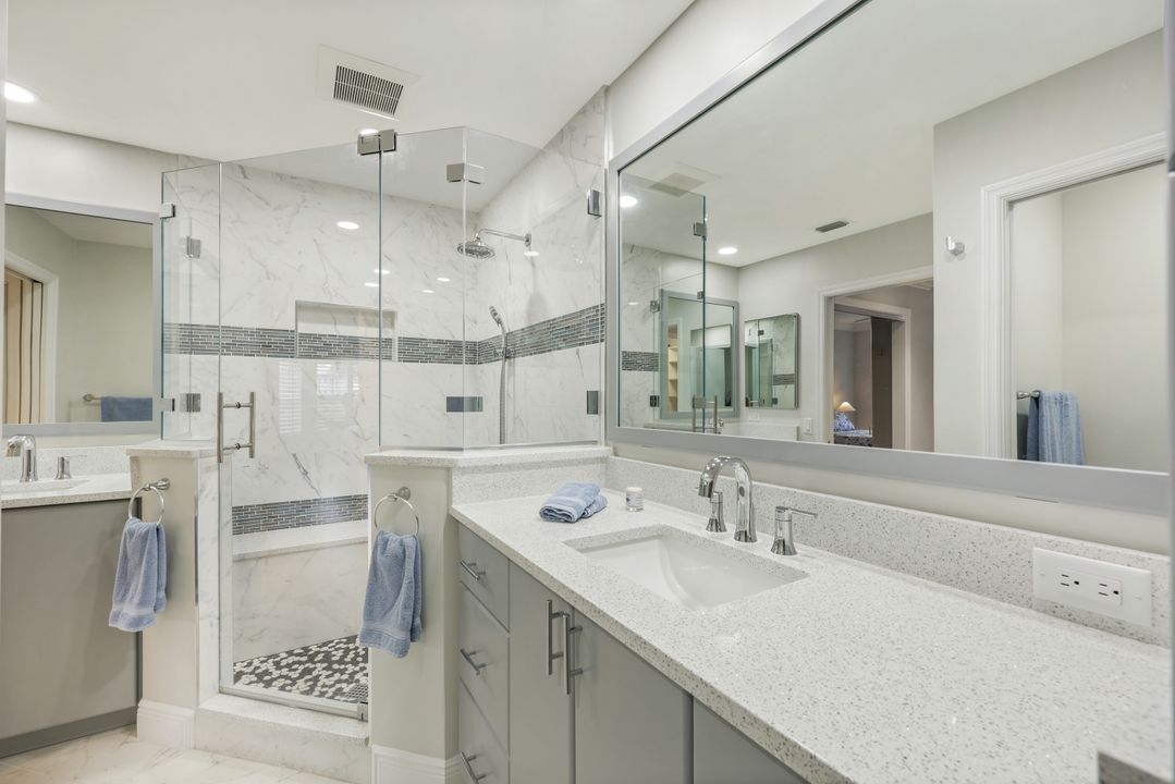 6240 Reserve Cir #802, Naples, FL 34119