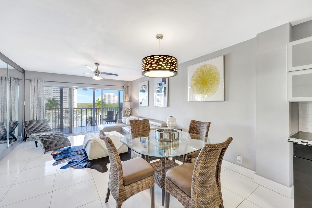 1 Bluebill Ave #503, Naples, FL 34108