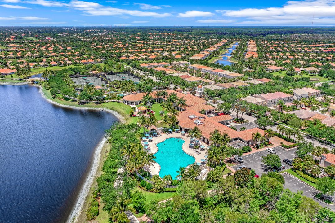 28249 Islet Trail, Bonita Springs, FL 34135