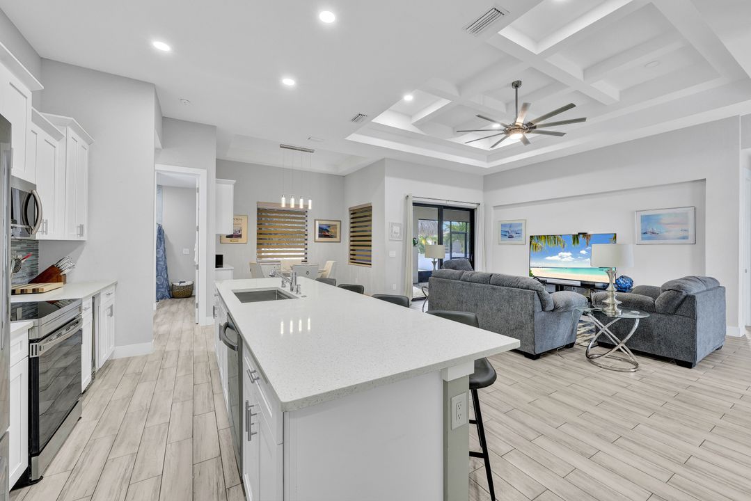 2701 NW 46th Ave, Cape Coral, FL 33993
