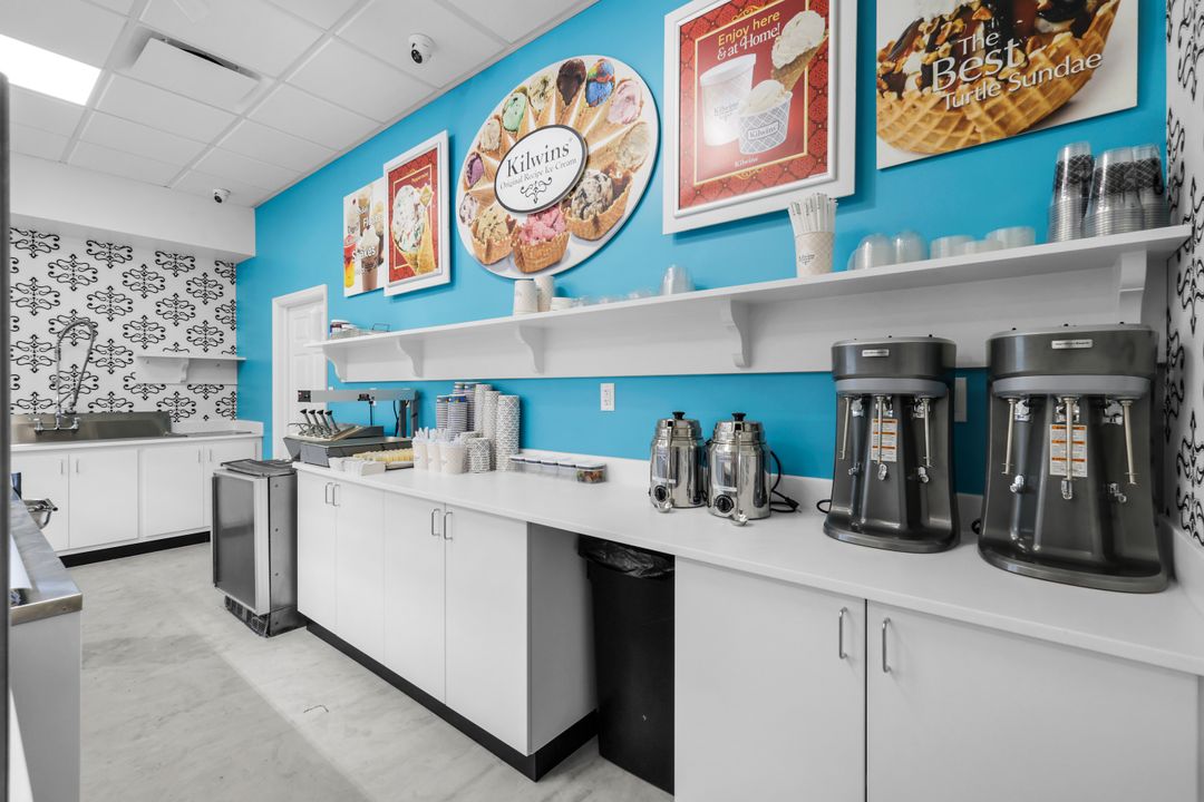 743 5th Ave S, Naples, FL 34102