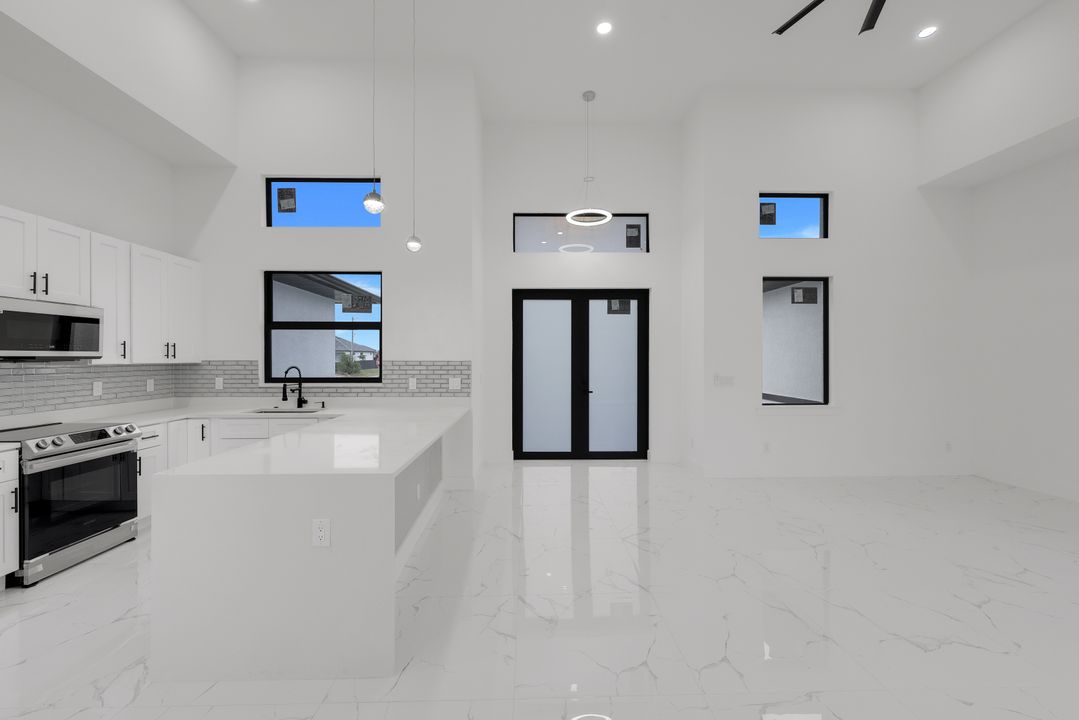 4321 NW 32nd St, Cape Coral, FL 33993